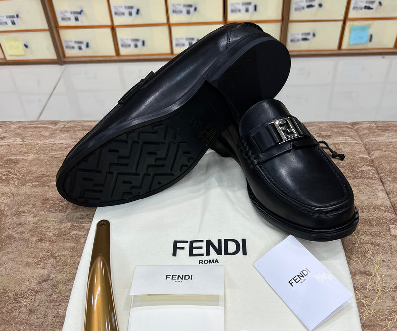 .Fendi Black FF Logo Major Loafers