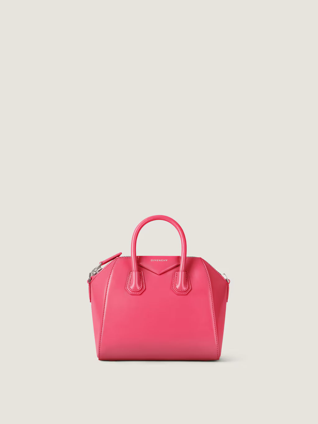 Givenchy Antigona bag in Box leather
