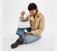 Teri Shoulder Bag In Signature Canvas