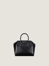Givenchy Antigona bag in Box leather
