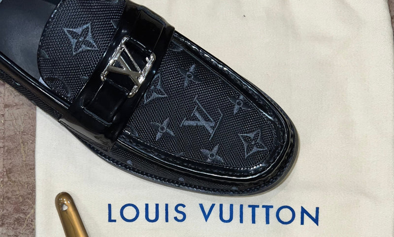 .. Louis.Vuitton New H Black Major Loafers