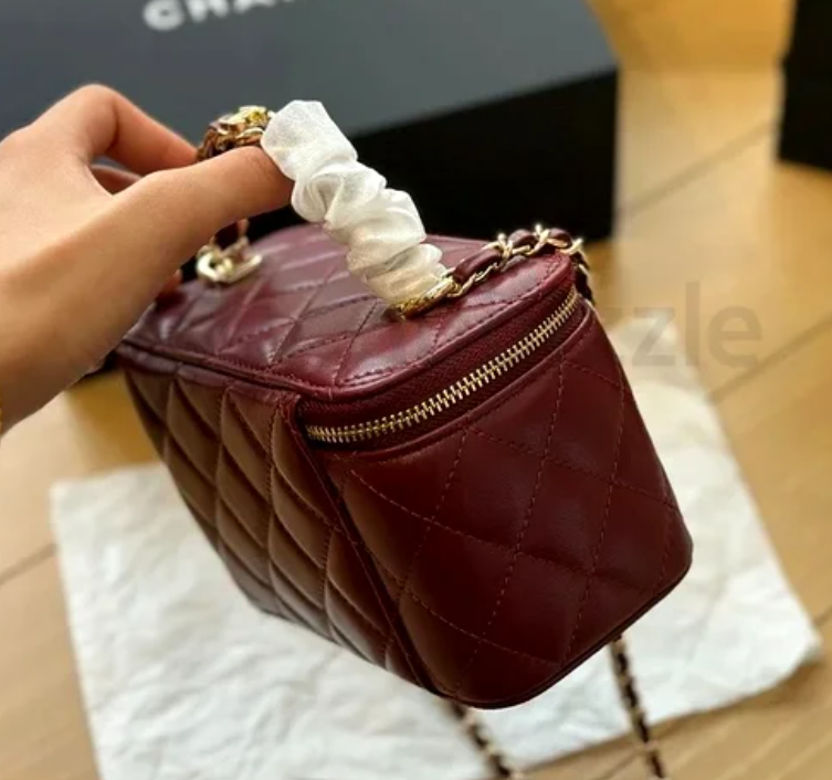 Chanel Vanity case bag