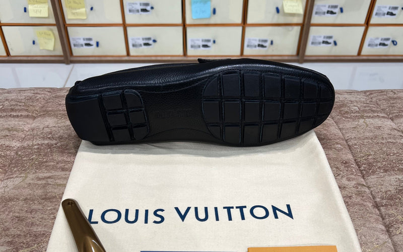 Louis Vuitton Texture Black Silver Logo Normal Loafer