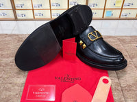 Valentino Garavani Stud Sign Major Loafer Black