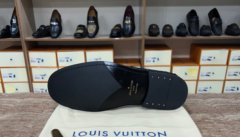 .. Louis.Vuitton New H Black Major Loafers