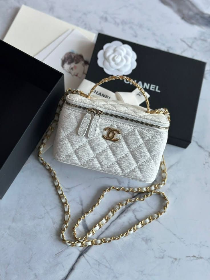 Chanel Vanity case bag
