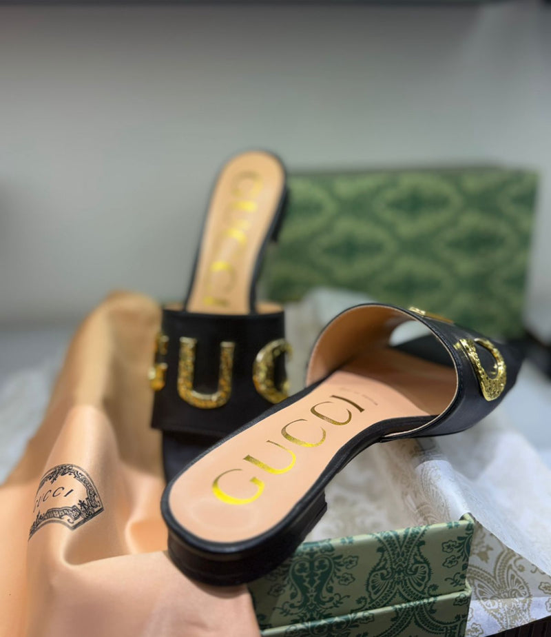 Gucci Flats