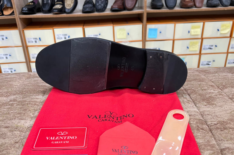 Valentino Garavani Stud Sign Major Loafer Black