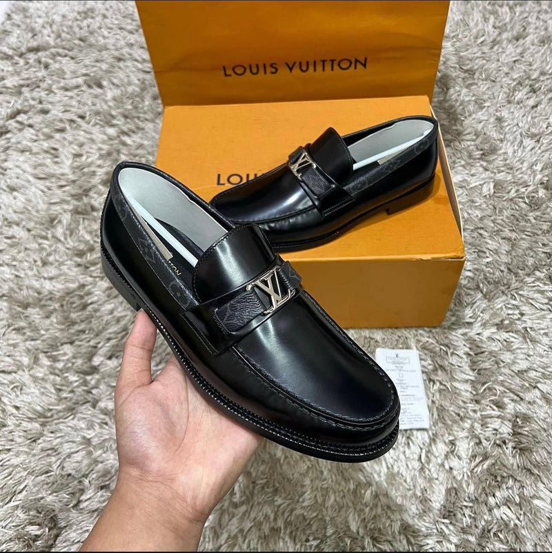 Lv Loafers