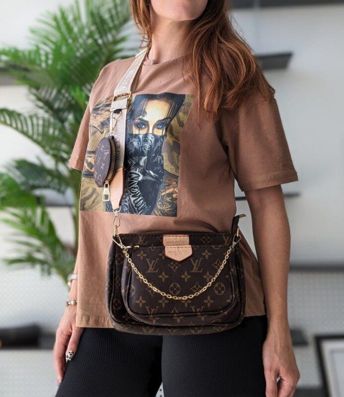 LOUIS VUITTON Multi Pochette Accessoires