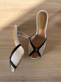 Chanel – Net Black Heel Pump