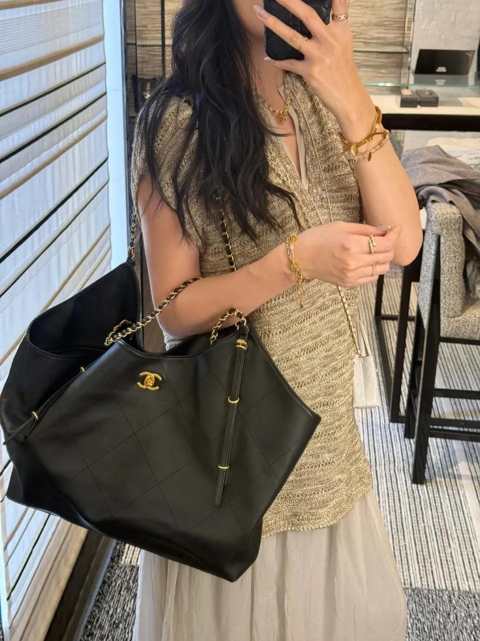 Chanel 25S Maxi Tote Bag