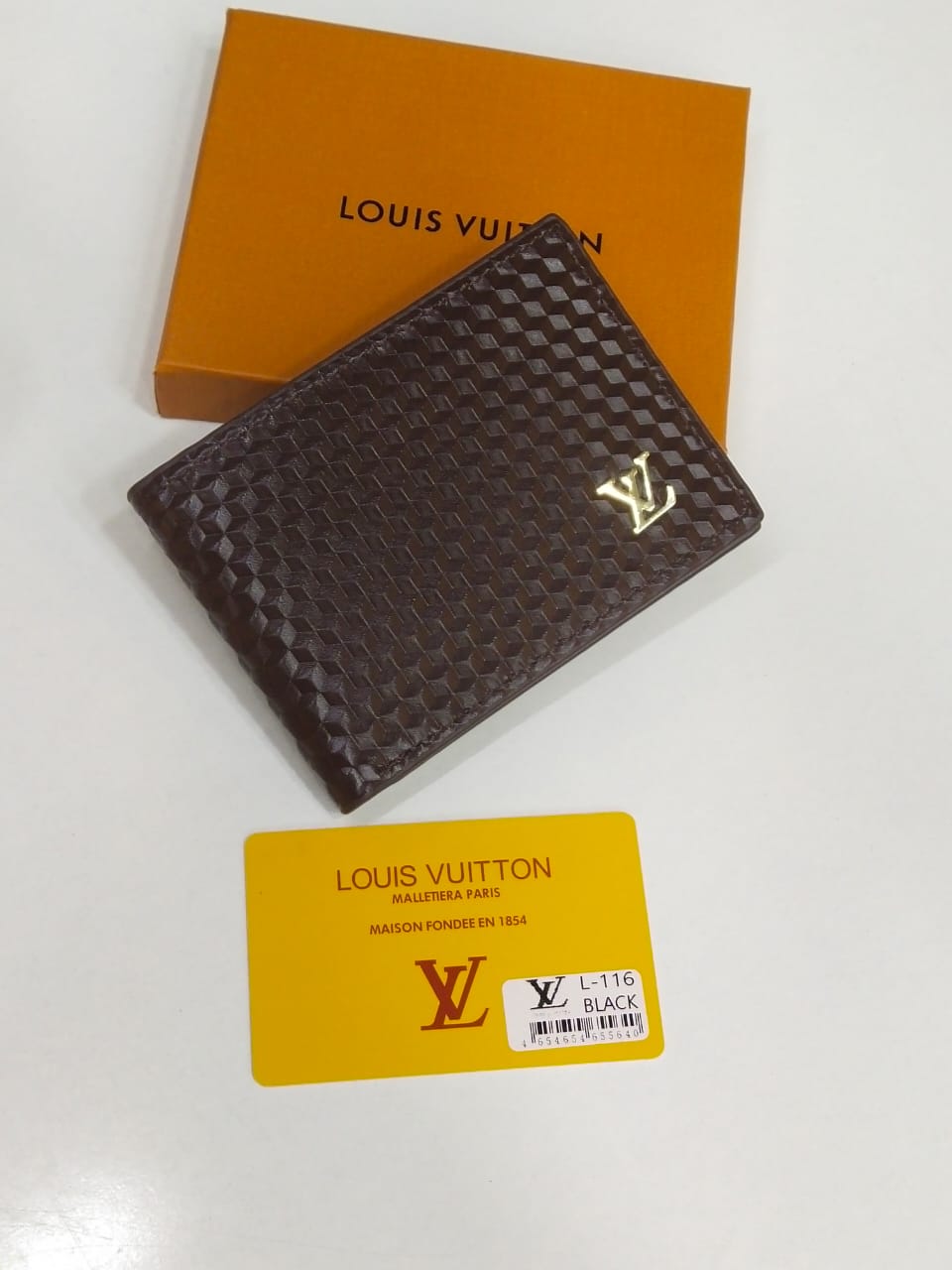 Louis Vuitton – Bi-Fold Wallet