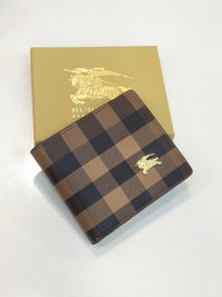 Burberry – Checkerboard Bi-Fold Wallet