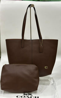Coach North 32 – Leather Tote Bag