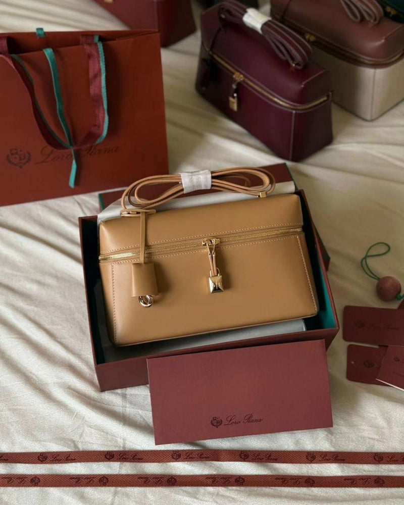Loro Piana Extra Bag L23