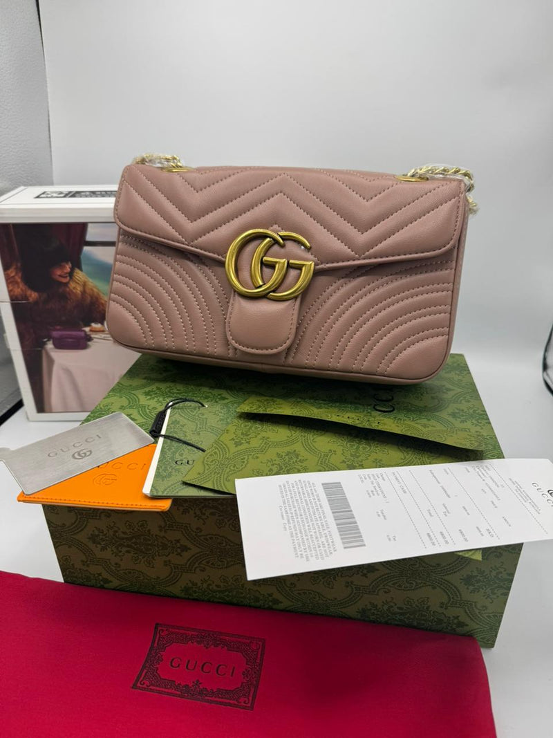 Gucci GG Marmont medium shoulder bag