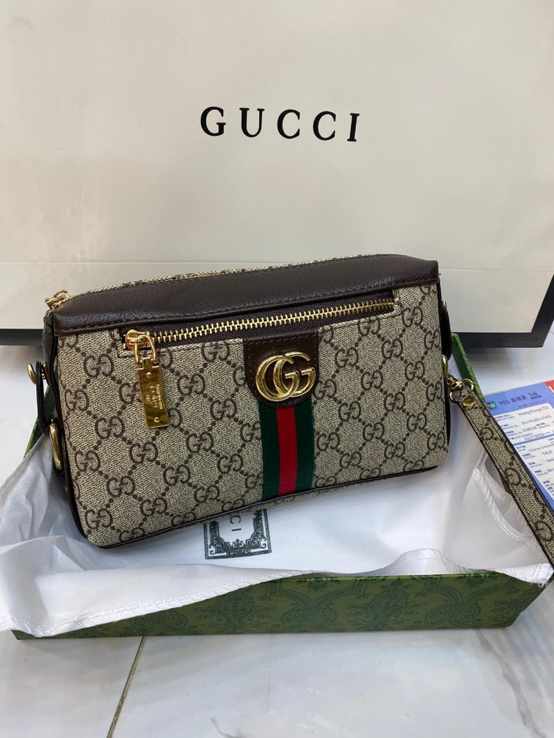 GUCCI MEN’S CLUTCH