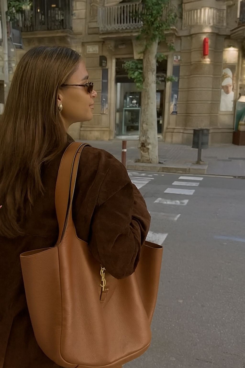 YVES SAINT LAUREN LE 5 À 7 BEA IN GRAINED LEATHER