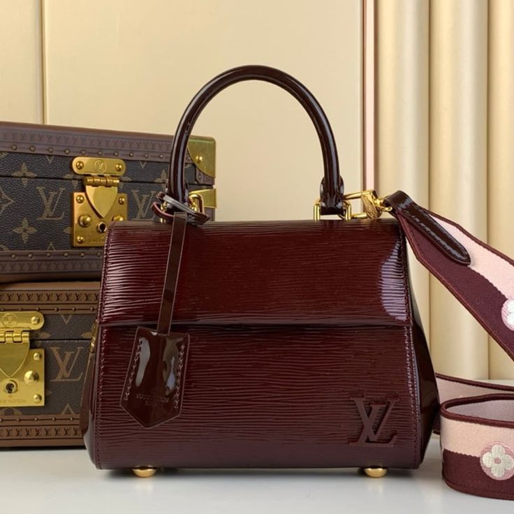 LV Cluny Mini