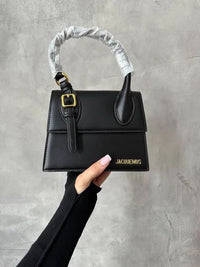 Jacquemus Le Chiquito Moyen Top-Handle Bag