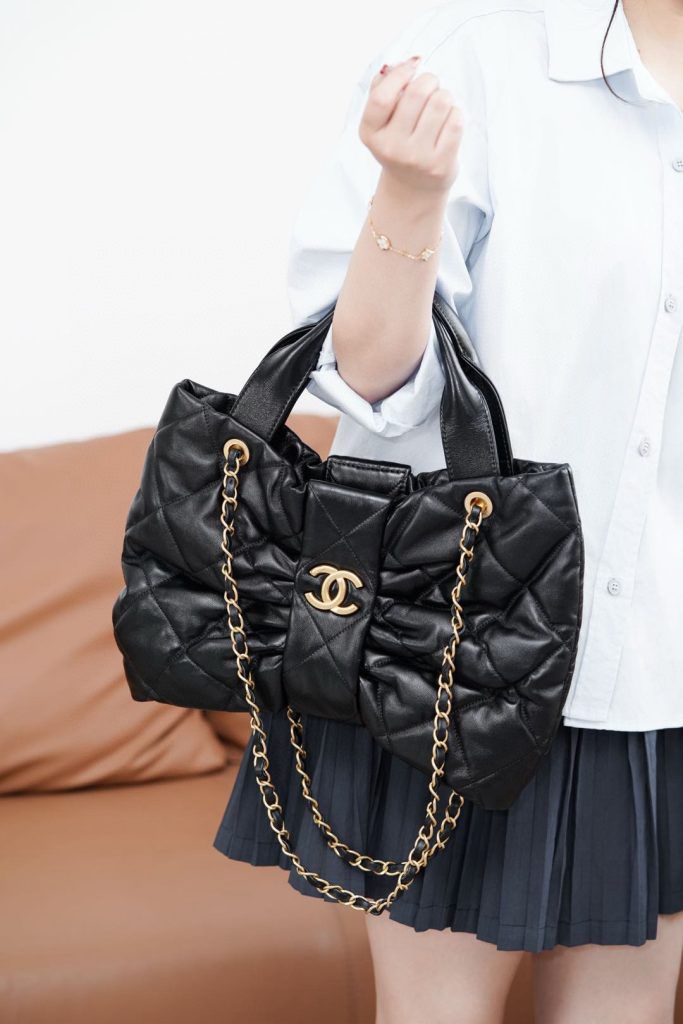 Chanel  Bow 25C Bags