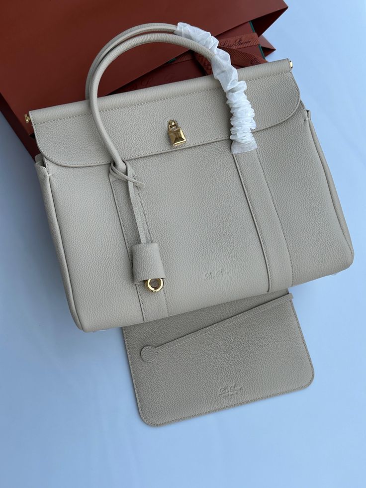 Loro Piana Loom bag L32  Grained Calfskin