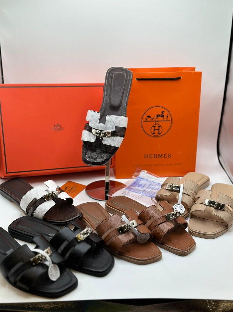 HERMES ORANS PADLOCK SLIDE